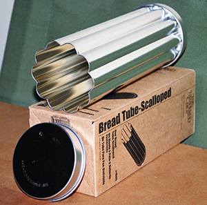 scalloped-bread-tube